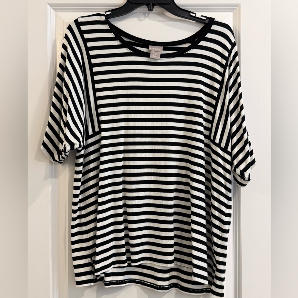 Chico's Black and White Striped Short Sleeve Top Large size 2   10/12